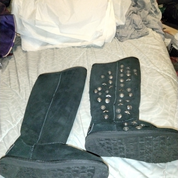 Australia "Luxe Angel X Tall" Sherpa star boots. - Picture 3 of 8